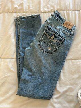 Abercrombie & Fitch Women's Medium Blue Skinny Jeans with Back Pocket Detail